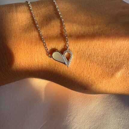 Lančić „Pola srca“